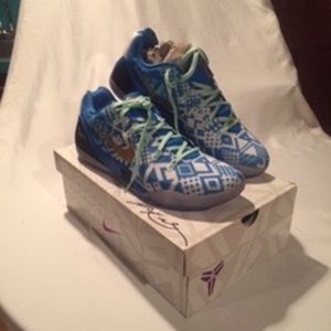 Kobe 9 Hyper Cobalt Sneakers